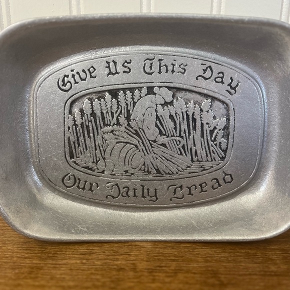 Antique Silver/Pewter Decorative Tray with Engraving - Picture 5 of 5